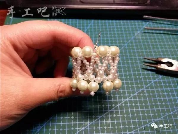用铁丝穿珍珠,为自己打造一顶皇冠,独一无二