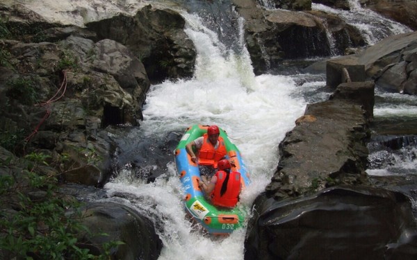 在惠州,有一种激情漂流 叫 龙腾峡