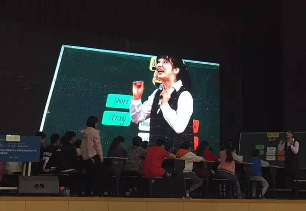 宜昌市外国语实验小学优秀教师杨玉梅