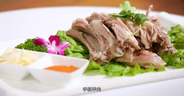 的吃法——手抓,撕咬,大快朵颐 如何在家里做出媲美饭店的精品手抓?