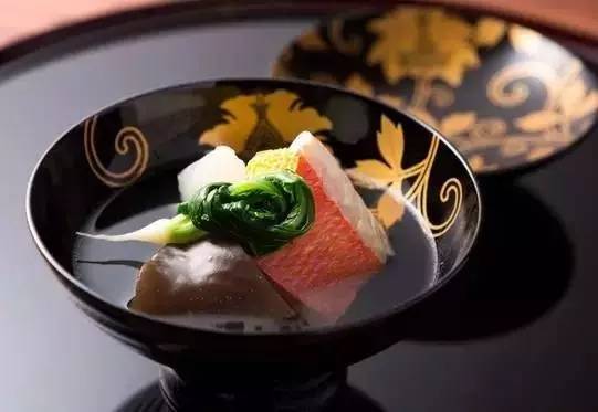 一眼入魂,日料摆盘4大美学鉴赏