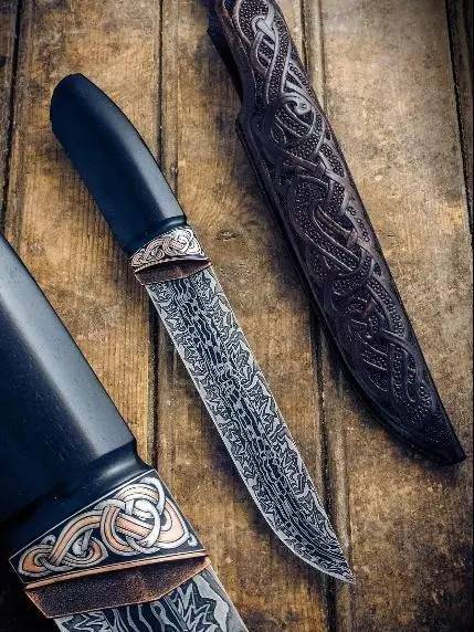 自1999年以来一直在刀,有许多种类的风格的刀.