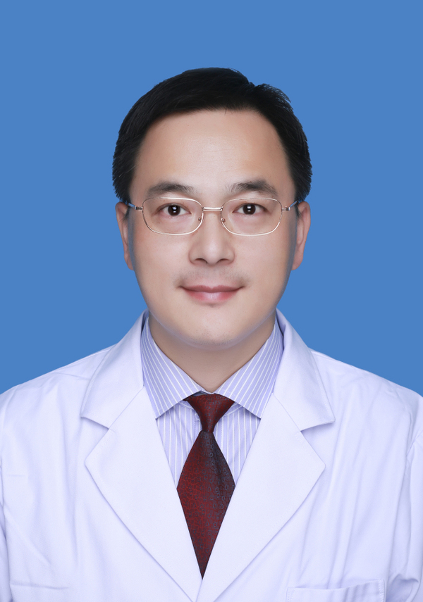 呼吸内科副主任医师周云连             注浙江之声《大医生来了》!