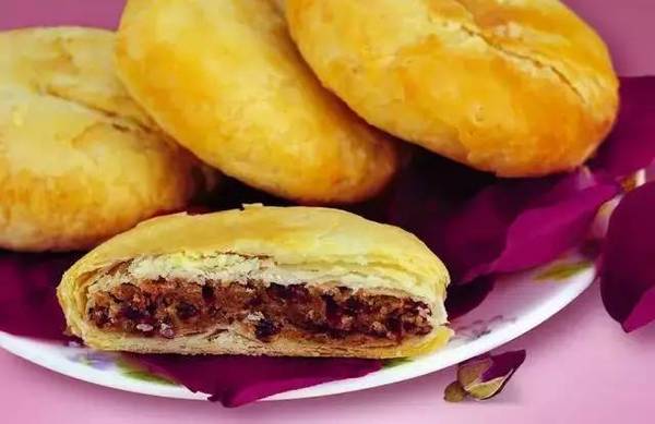 欧李是丰宁特产,纯天然野生水果,香味独特,浓郁,富含高钙,是补钙的的