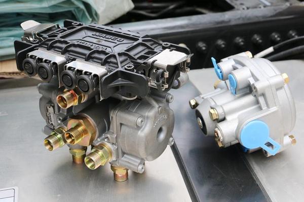 挂车abs应该装在哪个车轮? 四通道和六通道有区别