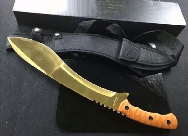 出鞘必见血,一刀砍死一头牛,刀中霸主尼泊尔军刀