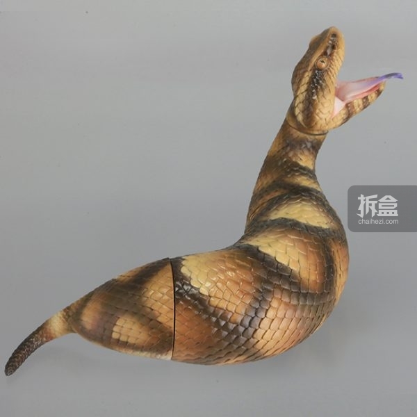 海洋堂「sofubi toy box」野槌蛇