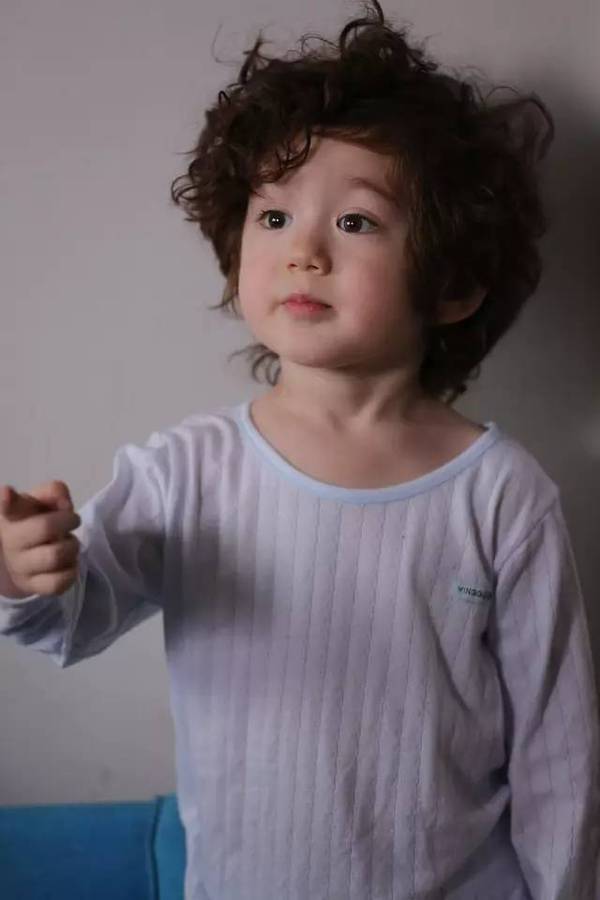 《放开我北鼻》萌娃jackson驾到!小小年纪人见人爱原来是因为