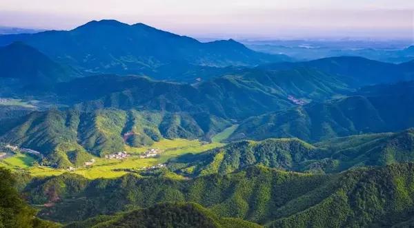贵溪青茅境景区成功举办首届帐篷节