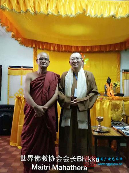 翰墨遍洒三千界 慈悲情怀耀五洲-记香池的书法人生