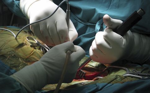 3岁男童左侧阴囊是空的!怎么没事?