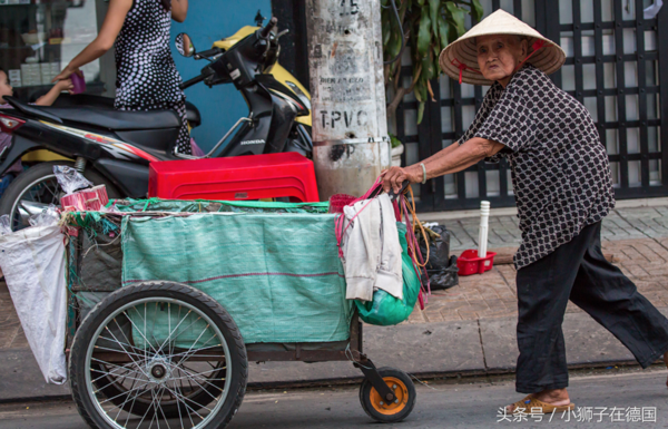 窥探:越南小巷深处的众生百态
