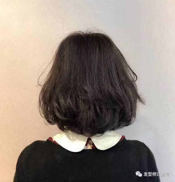 今年流行"喇叭烫"