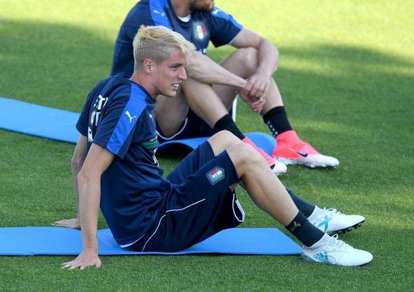 意大利国家队最新27人大名单:小孔蒂入选