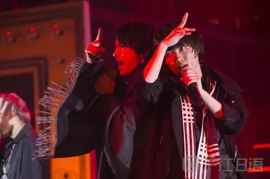 Amuse新套路 神木隆之介 吉泽亮 小关裕太 教育频道 手机搜狐