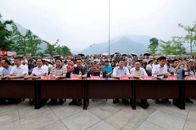 唱支山歌给党听庆七一文艺汇演走进北川擂鼓