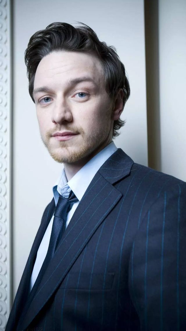 腐国男神弯直自如,当红辣子鸡组邀您品鉴!