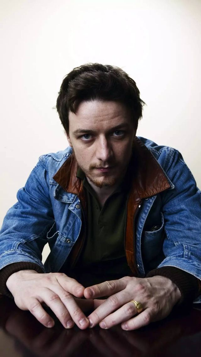 腐国男神弯直自如,当红辣子鸡组邀您品鉴!