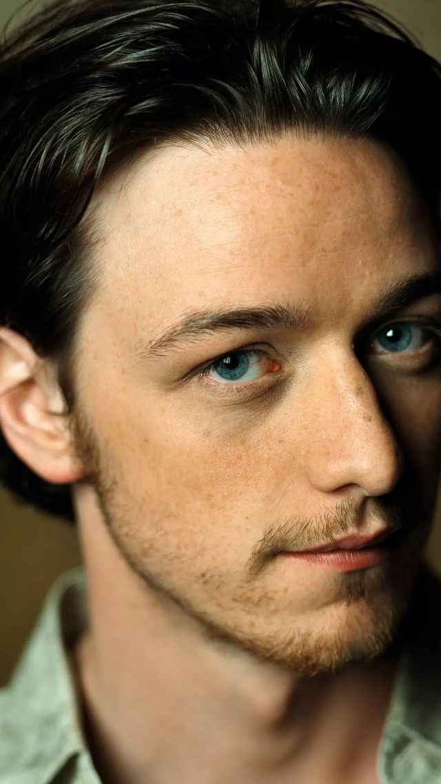 的腹黑熊孩子 他一笑露出大白牙,谁能抵抗 詹姆斯·麦卡沃伊——一美