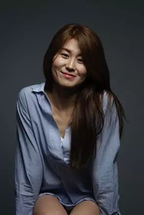 田甜 中央戏剧学院表演进修班 university of leeds 传播学专业 首都