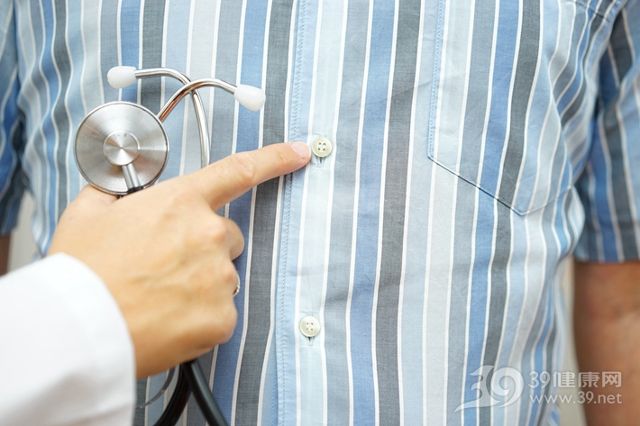 26岁医生猝死 8个征兆一出现 提示心脏不妙 健康频道 手机搜狐