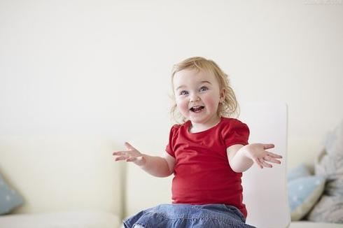 孩子性格内向怎么办 孩子内向胆小怎么引导