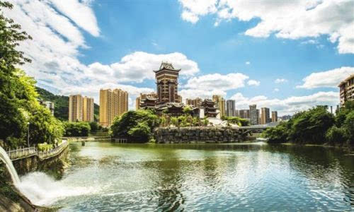 水天一色的碧阳湖
