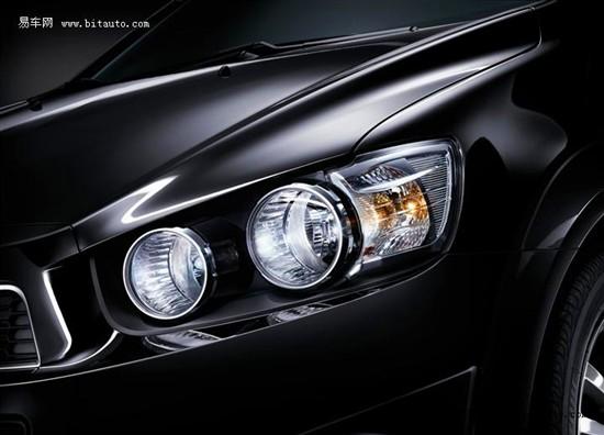 汽车的卤素灯,氙气灯,LED灯,哪种更胜一筹?