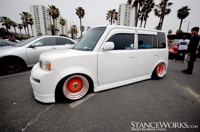 改车新潮流 轮框不是只有大就好 还要跳色 汽车频道 手机搜狐