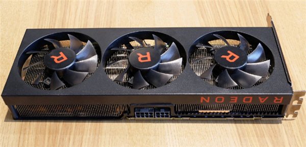 Amd非公版样卡rx Vega 56现身 超长三风扇 8 6pin外接供电 新闻频道 手机搜狐