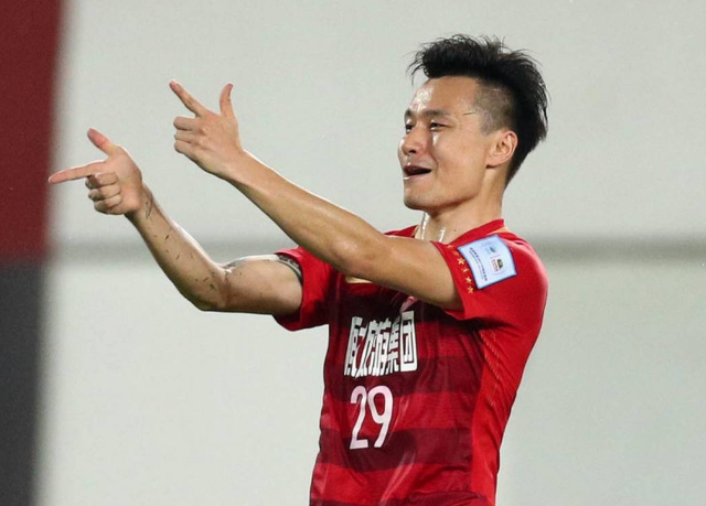 郜林暴力飞铲申花小将里皮还敢重用他吗-体育频道-手机搜狐中超第23轮