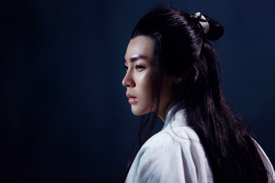 侯明昊新剧上线 最迷身份白静轩成剧情关键