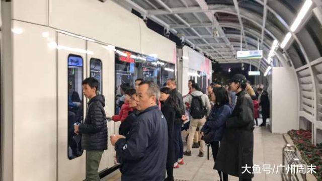 夜广州旅游攻略 有轨电车遇上小蛮腰和珠江夜游 旅游频道 手机搜狐