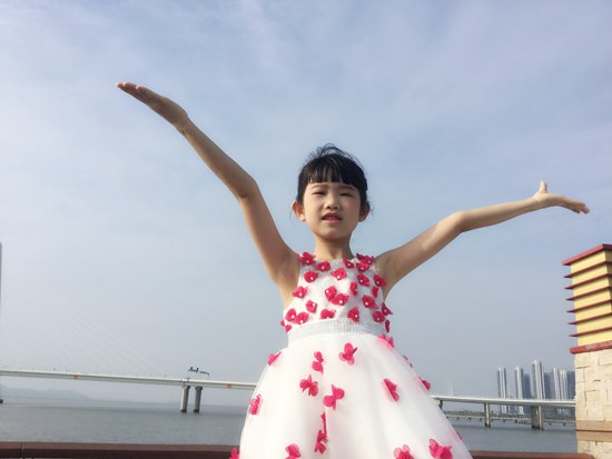 李佳莹单曲《我家美佳佳》发行 歌唱家乡深圳